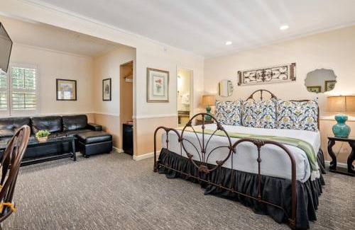 San Luis Obispo Hotel | Apple Farm Inn