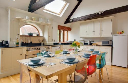 Docking House | Apple Tree Barn