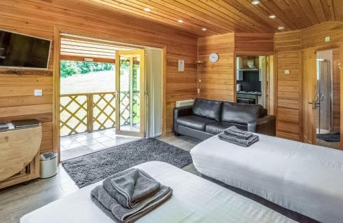 Camerton House | Apple-Uk46285