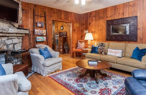 Hendersonville Cabin | Apple Valley Cabin; secluded, Hendersonville, private historic cabin with stream and more!