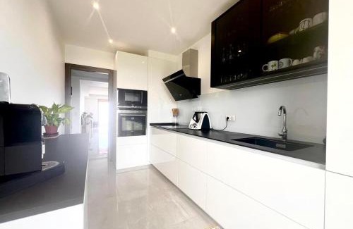 Cros-de-Cagnes Apartment | Appt 2 bd-4 pers-Pool wifi Tennis Park-Sea view