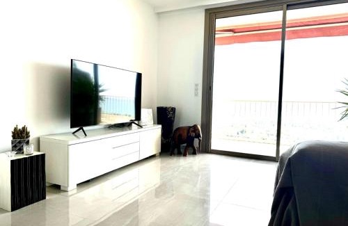 Cros-de-Cagnes Apartment | Appt 2 bd-4 pers-Pool wifi Tennis Park-Sea view