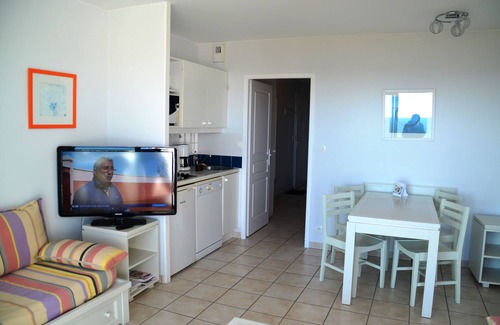 Chateau-d'Olonne Apartment | -APPT A 104 - Apt Sea front two heated pools family residence