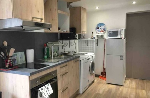 Mont-Dore House | APPT CONFORT LE LOUP 3 * 2BED-2BTH - TERRACE IN FIELD - LE MONT DORE