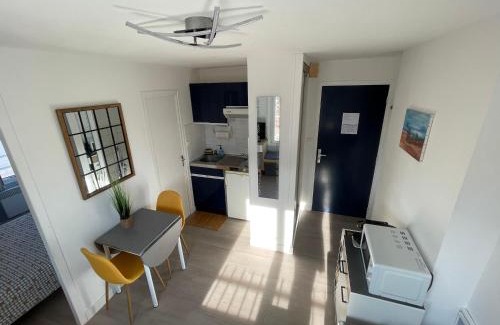 Fouras Apartment | Appt FOURAS Centre Ville 50m de la Mer