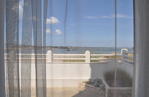Fromentine Cottage | Appt in house facing sea and beach, at the gate of the islands of Yeu and Noirmoutier