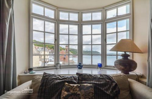 Kingsand House | April Cottage, Cawsand - Beach front