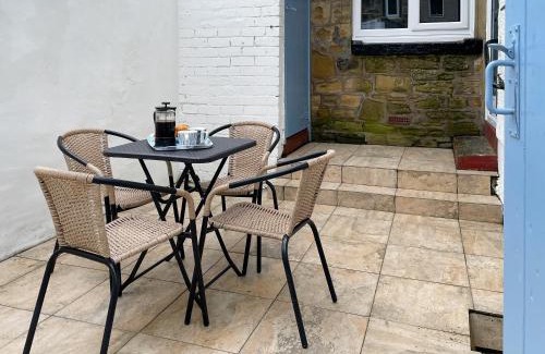 Amble House | April House