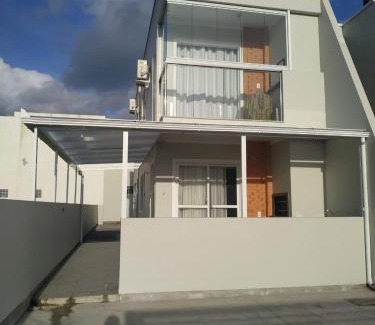 Palhoca Apartment | Apt 2qts na Praia da Pinheira 20 min da Guarda do Embaú