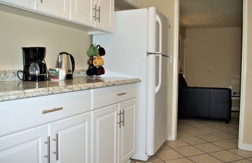 Logan Heights Apartment | Apt #6, 2 bedroom / 1 bathroom, 8 min to Downtown!