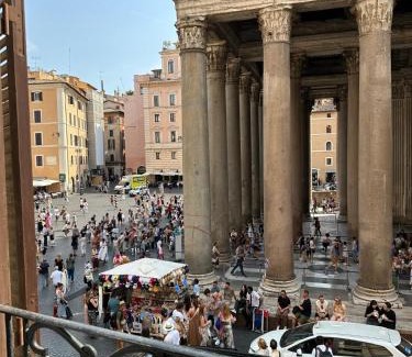 Rione VIII Sant'Eustachio Apartment | Apt Aurea Luxury Pantheon View