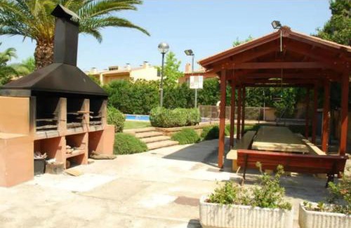 Calella de Palafrugell Apartment | Apt con piscina en Calella de Palafrugell, parking gratuito