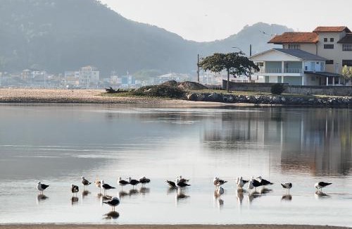 Ubatuba Apartment | Apt confortável a 350 metros do mar HA0964