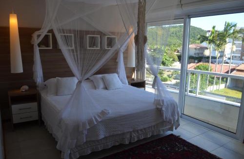 Governador Celso Ramos Apartment | Apt de luxo, pé na areia, 200m2 melhor loc Palmas