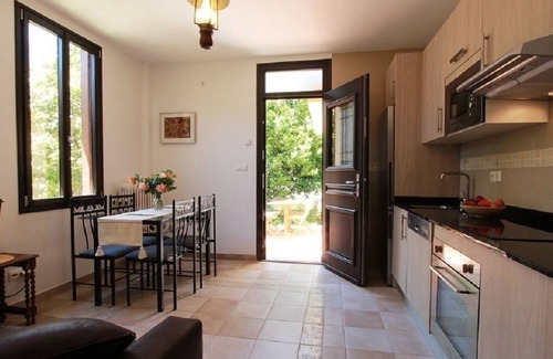 Cote Pavee Apartment | Apt. KATIOS in the Chartreuse du Canal du Midi.