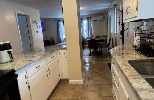 Oberlin Apartment | Apt Near Oberlin College