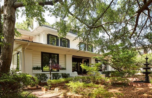 Crestline Heights Apartment | Apt4 Edenbrae - Featured in Birmingham Magazine