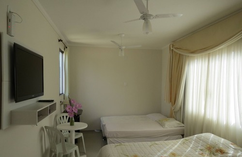 Bosque de Geriba Apartment | Apt° 24 m▪︎ Microwave, minibar, tv, air conditioning, fans and balcony.