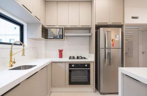 Castelo Branco Apartment | Apto 2Q c/varanda próx a praia em Itapema RGO702