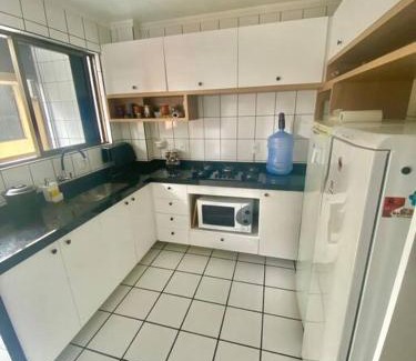 Castelo Branco Apartment | Apto 5 min praia 3 quartos até 8 pessoas