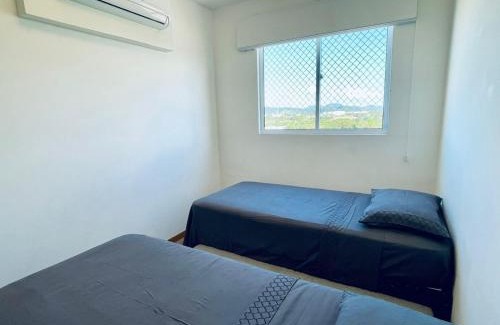 Picarras Apartment | Apto 6º andar, 200m praia, 15min Beto Carrero, 2 quartos, sacada com churrasqueira