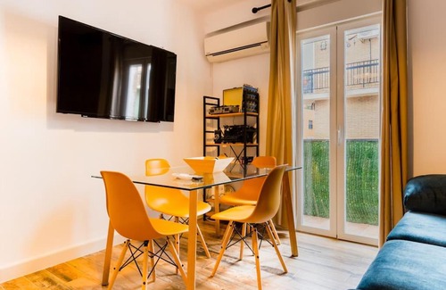 San Roque Apartment | Apto céntrico, 2 aparcamientos privados, bicis