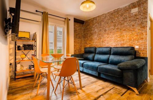 San Roque Apartment | Apto céntrico, 2 aparcamientos privados, bicis