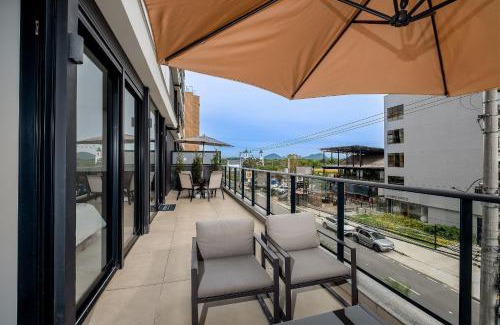Jurere Apartment | Apto c/piscina em Jurerê Internacional EPC204