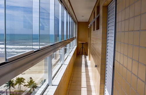 Jardim Imperador Apartment | Apto c Wi-Fi a beira-mar na Praia Jardim Real/SP