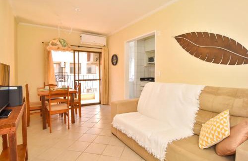 Cachoeira do Bom Jesus Apartment | Apto Charmoso e Prático a 300m da Praia P1012
