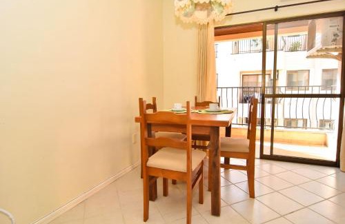 Cachoeira do Bom Jesus Apartment | Apto Charmoso e Prático a 300m da Praia P1012