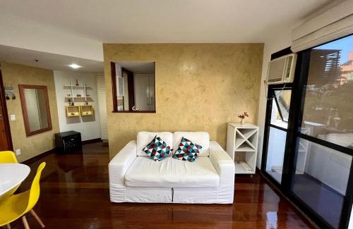 Boa Viagem Apartment | Apto com VISTA do Pão de Açúcar, VARANDA, PISCINA, SAUNA, ACADEMIA, COZINHA COMPLETA, GARAGEM, PORTARIA 24h e MINI MERCADO