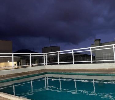 Itagua Apartment | Apto Completo -Piscina Sauna-ar-condicionado Wi-Fi Lazer Completo- varanda gourmet-Itagua -