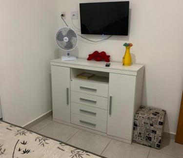 Estufa I Apartment | Apto em Ubatuba divisa com a Praia de Itagua e facil acesso as praias fica ao lado do Atacado Tenda da rodovia Rio Santos