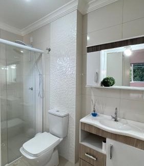 Piratuba Apartment | Apto Flor de Lis - 2 Quartos climatizados, ambientes integrados e próximo do Parque Termal!