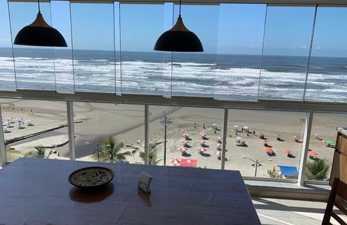 Vila Clais Apartment | Apto Frontal ao Mar com Internet e TV