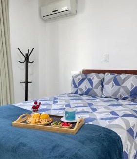 Piratuba Apartment | Apto Girassol - 2 Quartos, Apto moderno,confortável e de frente para avenida principal!