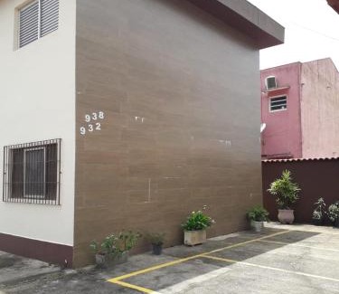 Centro Apartment | Apto no Centro de Bertioga, próx a Praia da Enseada e da Balsa com acesso a Prainha Branca, Acomoda até 6 pessoas
