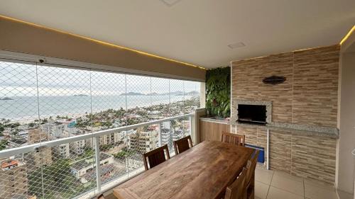 Loteamento Joao Batista Juliao Apartment | Apto Vista para o Mar Enseada - Guaruja 18o andar Cond Clube