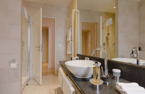 Baden Baden Old Town Hotel | Aqua Aurelia Suitenhotel an den Thermen