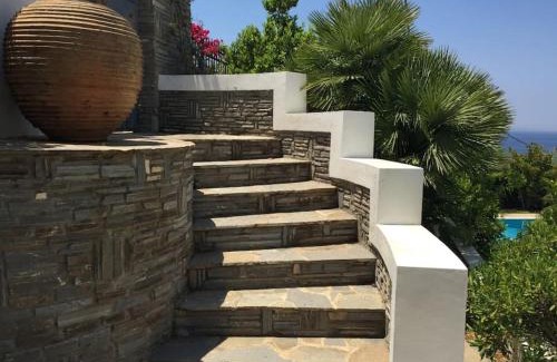 Palaia Fokaia Villa | Aqua Blue Villa in Sounio, Athens