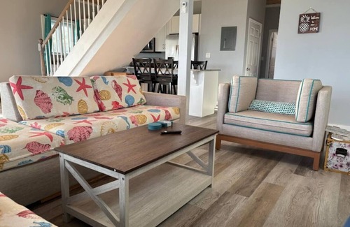 Rainbow Bay House | Aqua Bond - beautiful direct ocean view home in Rainbow Bay