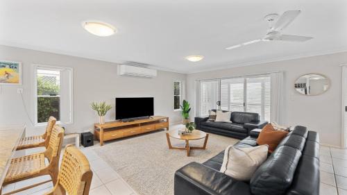 Yamba House | Aqua Links 70 The Drive Yamba