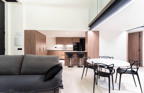 Penya-roja Apartment | Aqua Suites Ciudad de las Artes II. A/C + 6 Pax