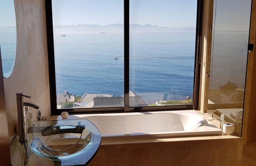 Simon's Town House | Aqua Terra