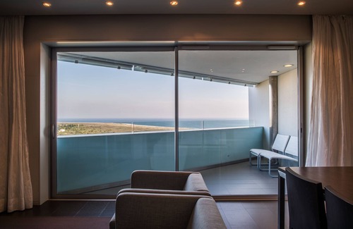 Carvalhal Apartment | Aqualuz Troia Rio by The Editory
