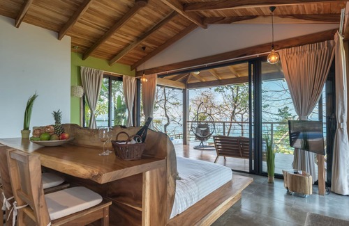 Carmen Resort | "Aquamarine" Studio Villa with pool