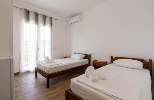 Ormos Panagias Apartment | Aquarelle Rooms For Rent