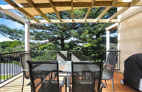 Hawks Nest Apartment | Aquarius Apartment 7