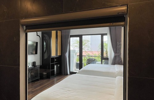 Old Quarter Hotel | Aquarius Premium Hotel